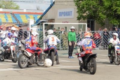 Ипатовский «Колос» устроил мотобольное шоу в Ставрополе